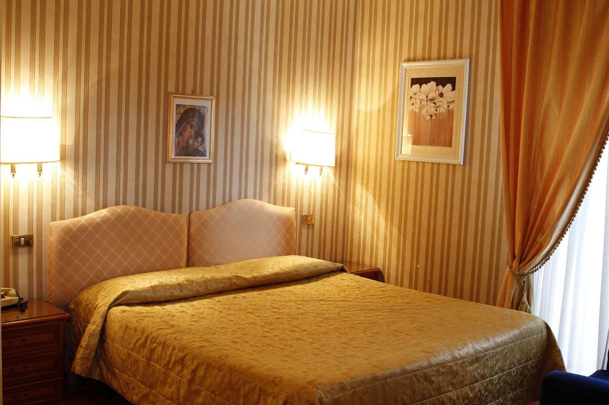 Hotel Viminale Róma Kültér fotó