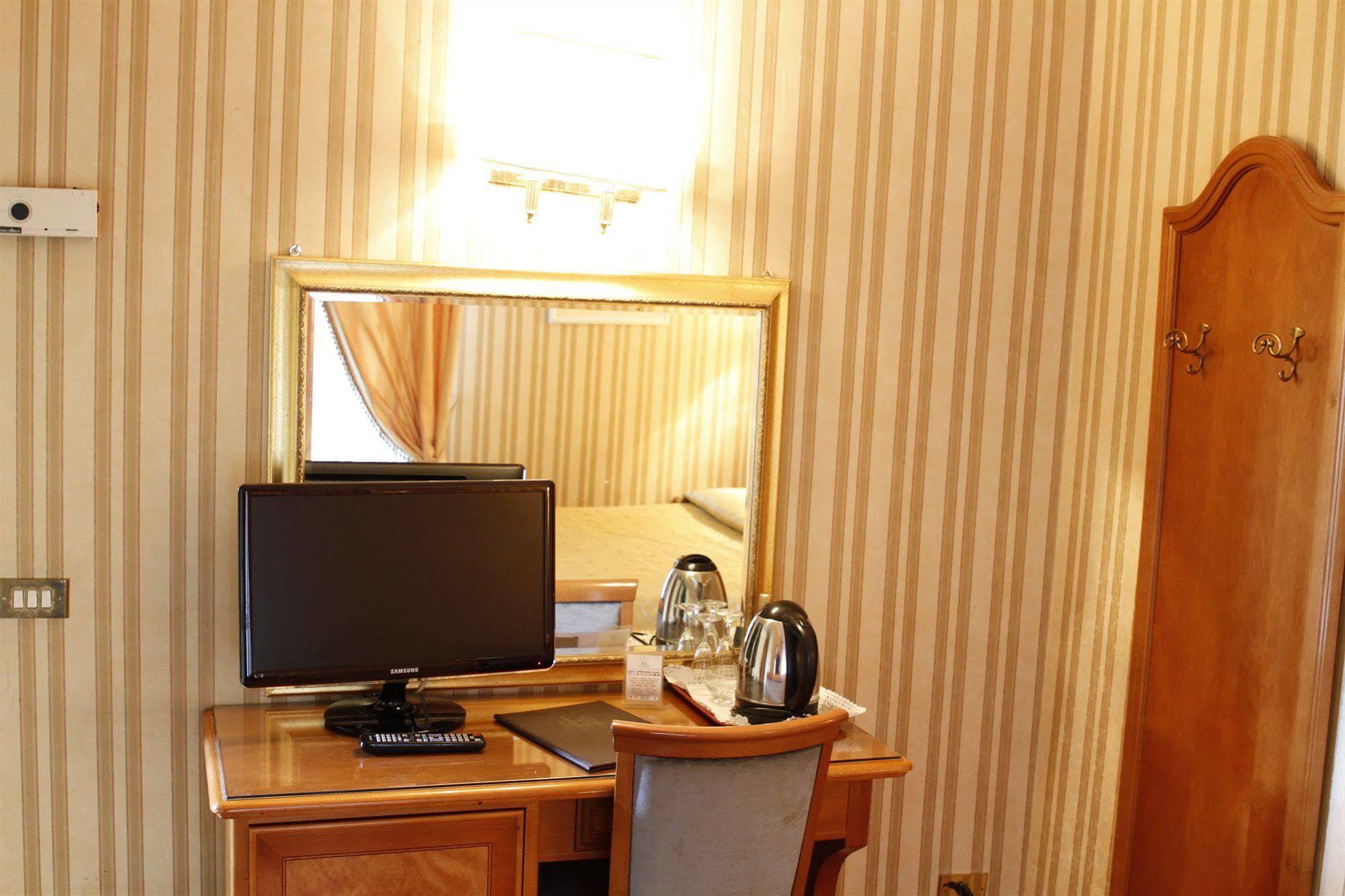 Hotel Viminale Róma Kültér fotó