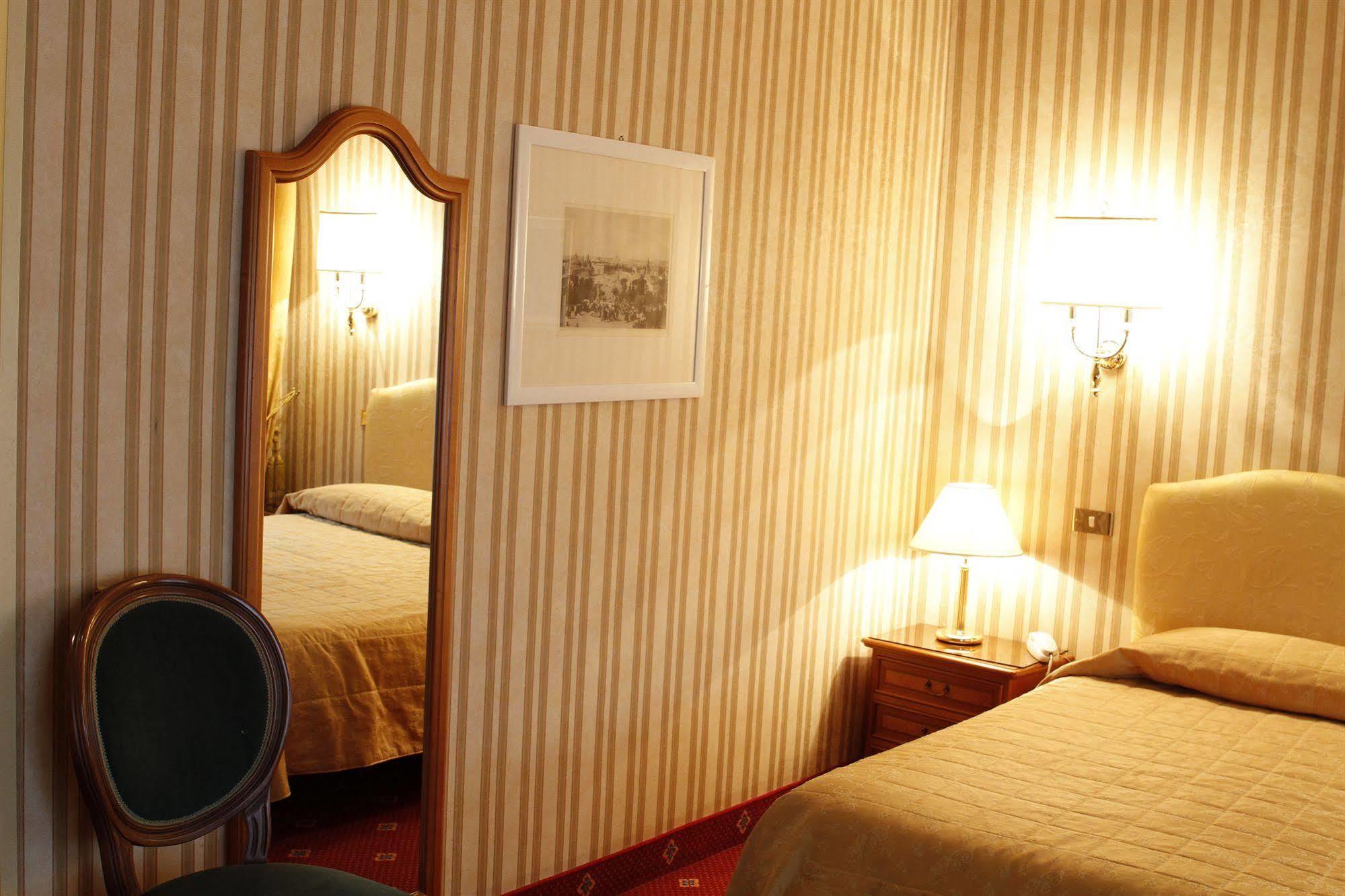 Hotel Viminale Róma Kültér fotó